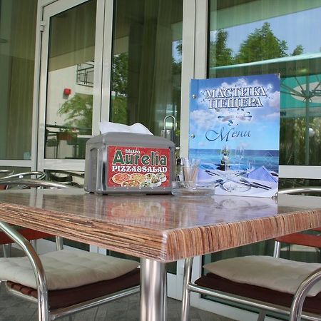 Family Hotel Aurelia ซันนีบีช ภายนอก รูปภาพ