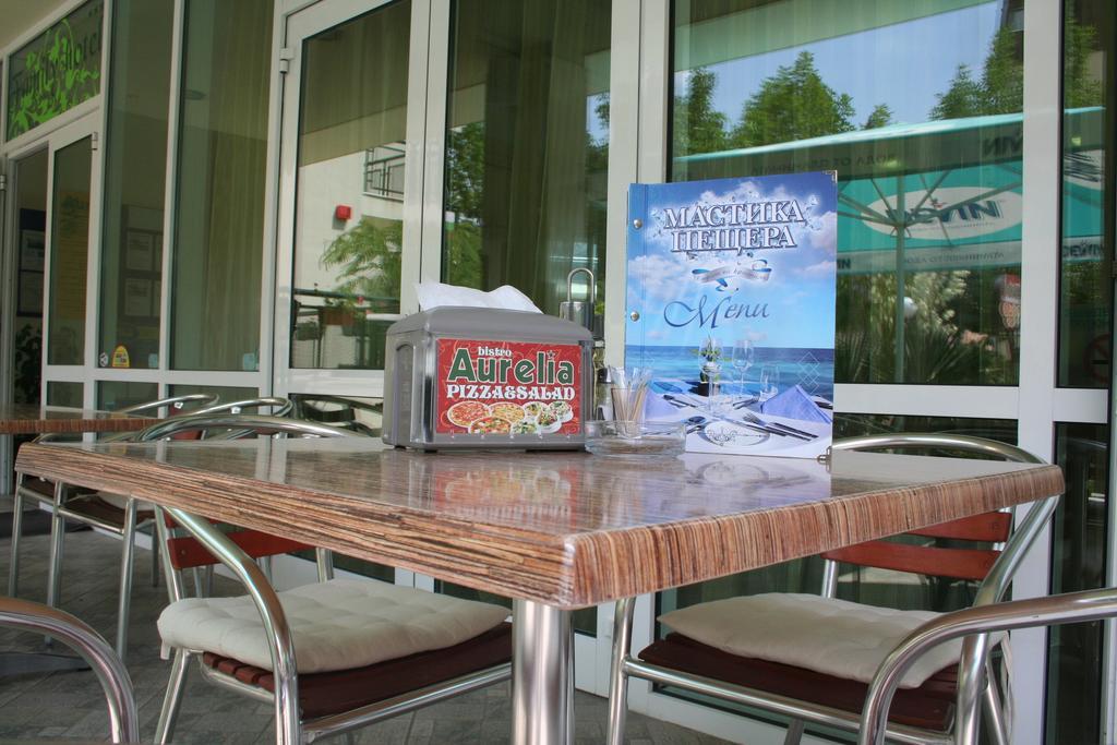 Family Hotel Aurelia ซันนีบีช ภายนอก รูปภาพ