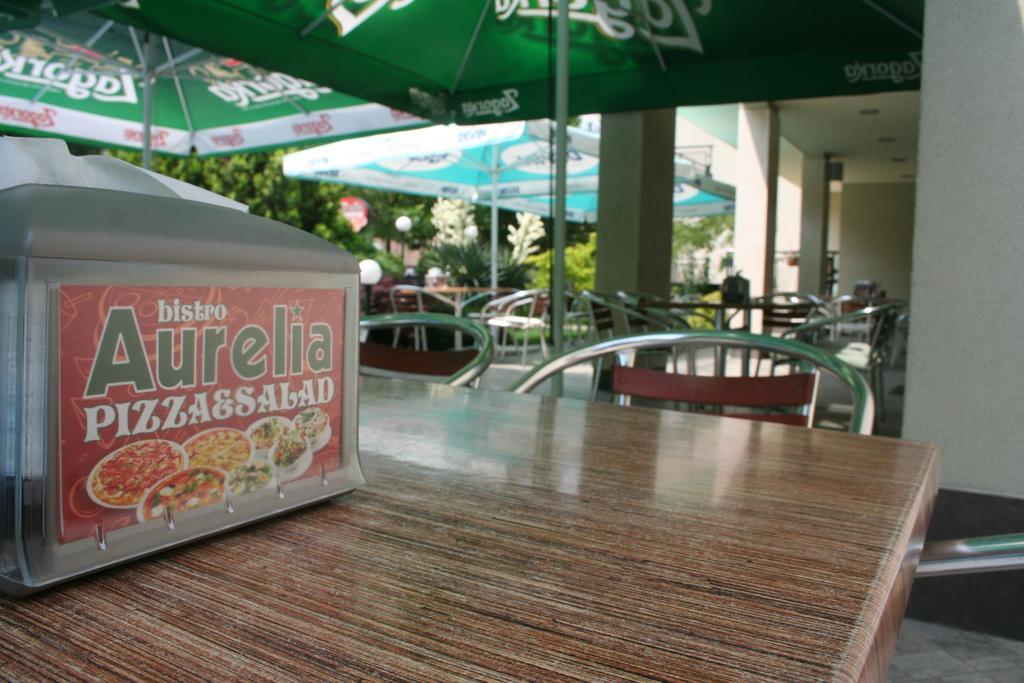 Family Hotel Aurelia ซันนีบีช ภายนอก รูปภาพ