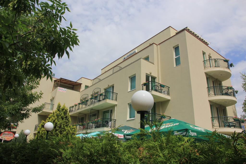Family Hotel Aurelia ซันนีบีช ภายนอก รูปภาพ