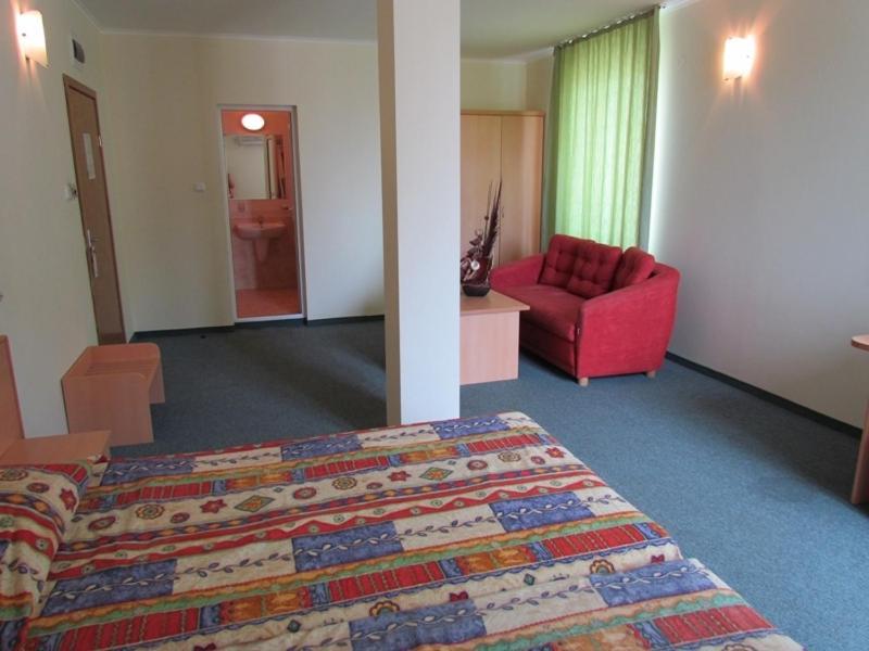 Family Hotel Aurelia ซันนีบีช ภายนอก รูปภาพ